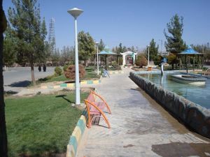 b_300_0_16777215_00_images_Dolatabad_park-shahr.JPG